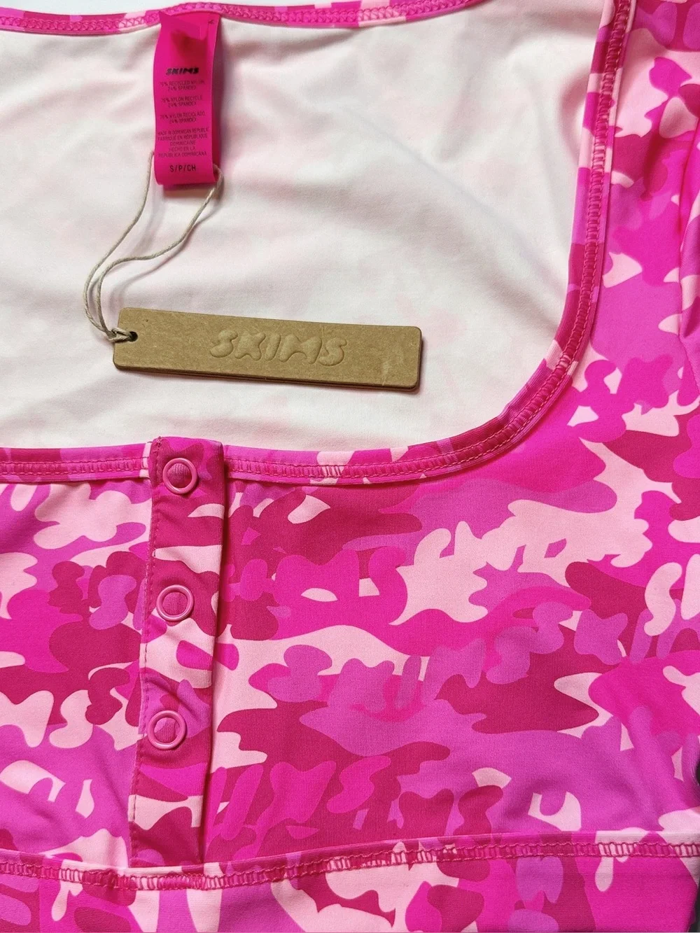 NWT Skims Signature Swim Super Cropped T-Shirt